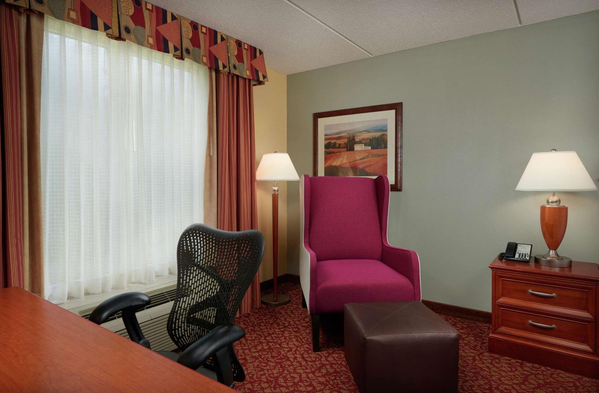 Hilton Garden Inn Ньюпорт-Ньюс Экстерьер фото